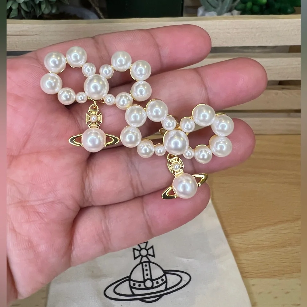 Vivienne Westwood Gold Viviana Drop Earrings - Picture 1 of 4